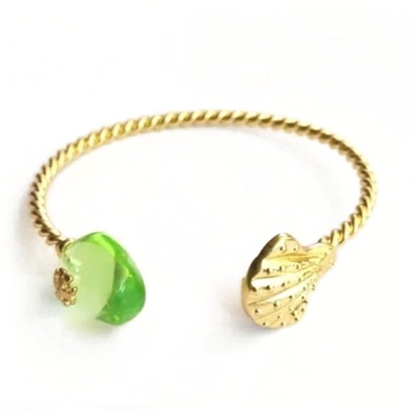 Tory Burch Green Ocean Shells Necklace & Bracelet Set - Picture 6 of 11